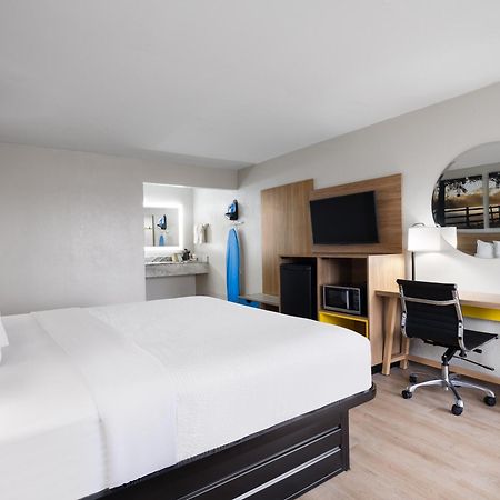 Days-Inn By Wyndham Montgomery I-85 Luaran gambar