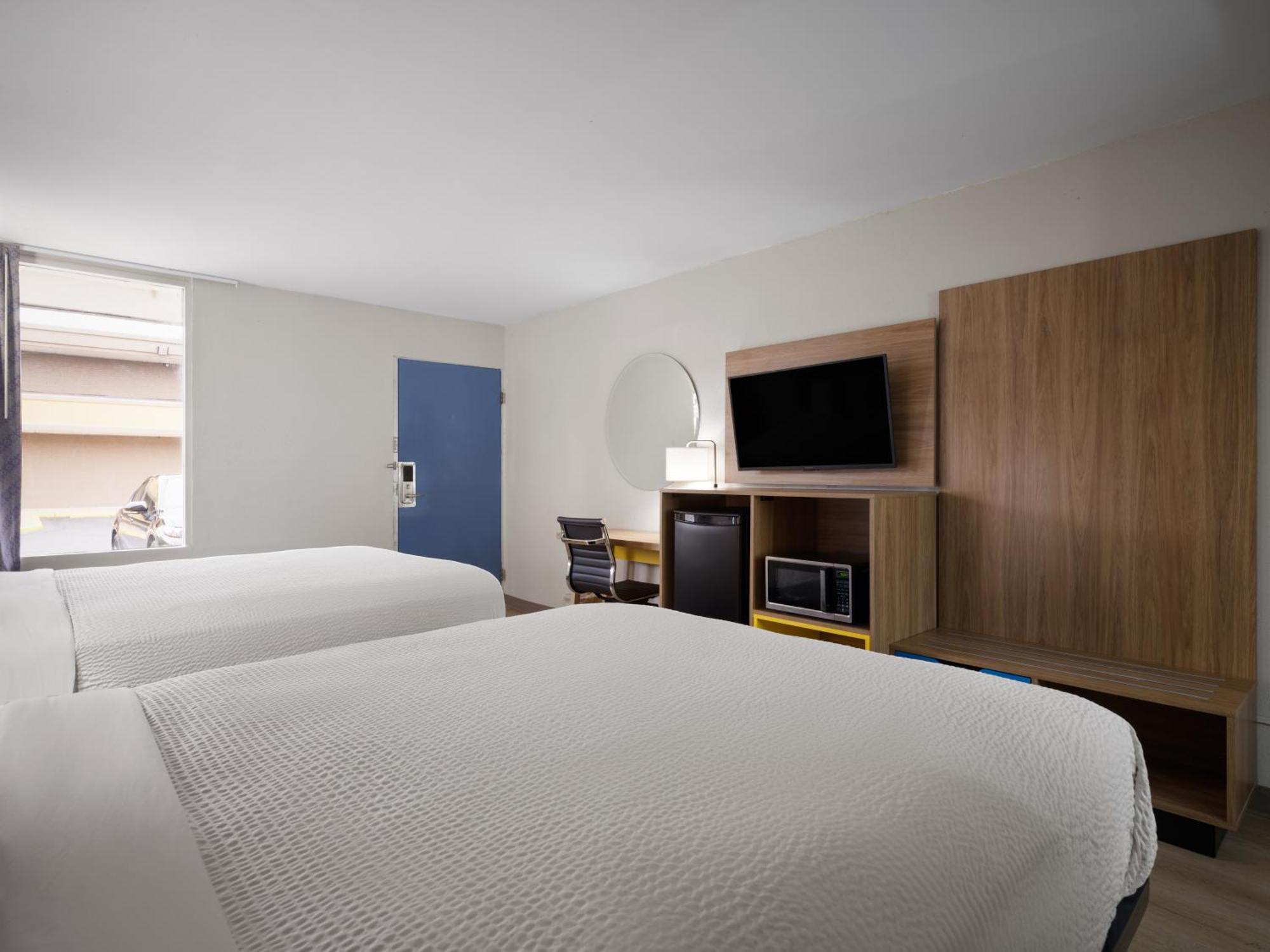 Days-Inn By Wyndham Montgomery I-85 Luaran gambar
