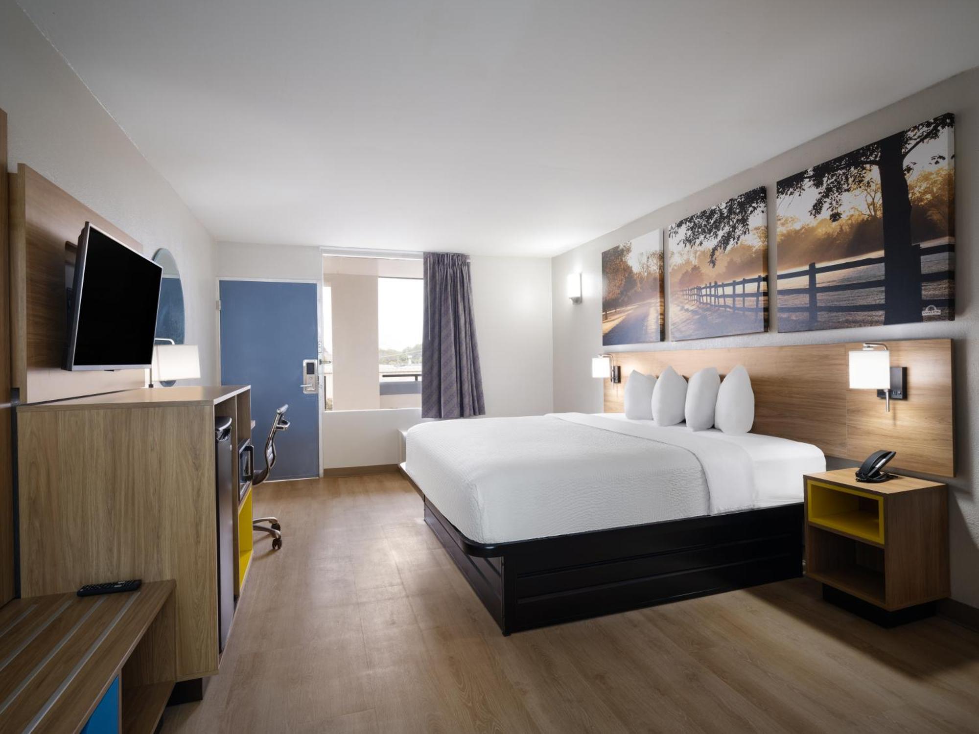 Days-Inn By Wyndham Montgomery I-85 Luaran gambar