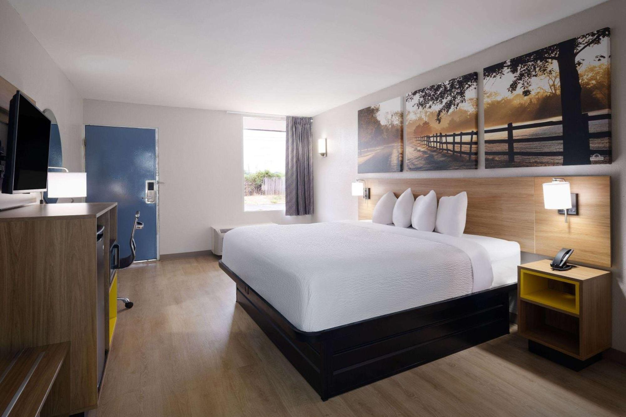 Days-Inn By Wyndham Montgomery I-85 Luaran gambar